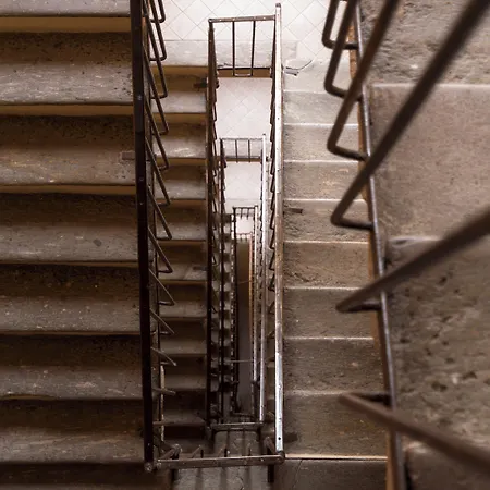 Bligny 39 A アパート