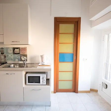 Bligny 39 A アパート *